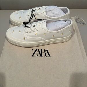Zara Sneakers